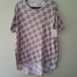 LuLaRoe | BNWT Irma Shirt S  💗 heathered geometric